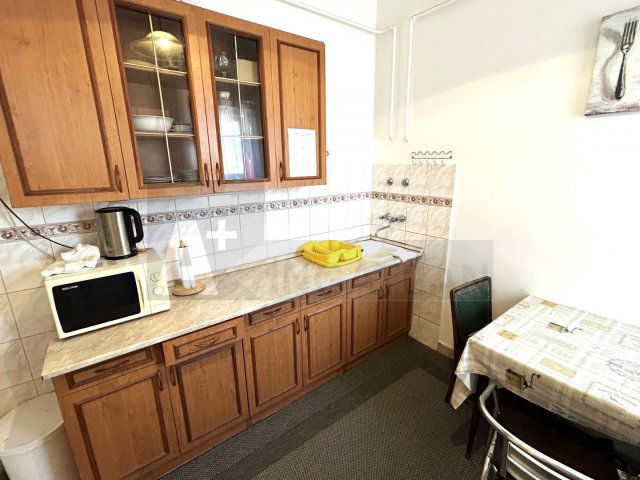 Kiadó téglalakás, albérlet, Szegeden 150 E Ft / hó, 2 szobás