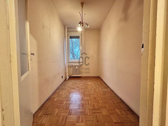 Eladó téglalakás, Győrött 39.9 M Ft, 2 szobás