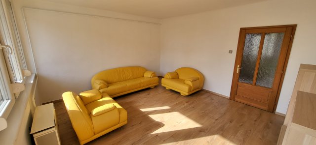 Eladó téglalakás, Vecsésen 67.99 M Ft, 2 szobás