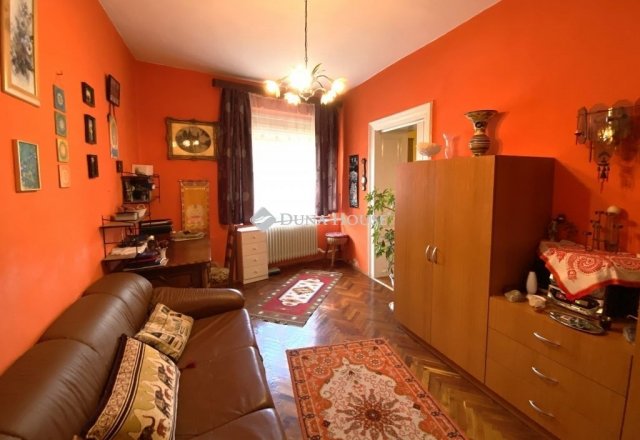 Eladó családi ház, Békéscsabán 29.9 M Ft, 3 szobás