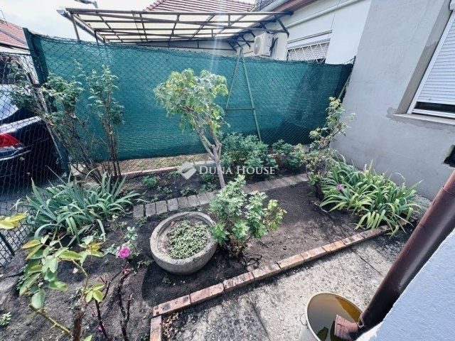 Eladó családi ház, Budapesten, IX. kerületben 62.9 M Ft