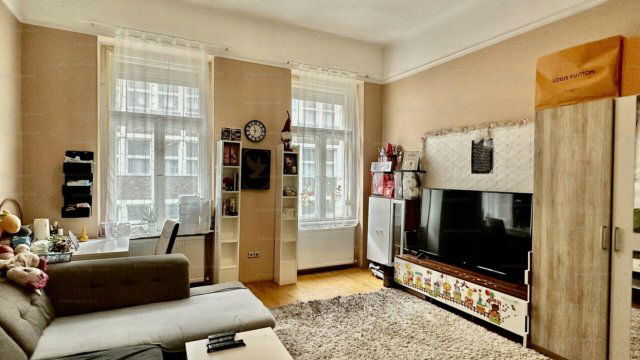 Eladó téglalakás, Budapesten, VIII. kerületben 95 M Ft, 3 szobás