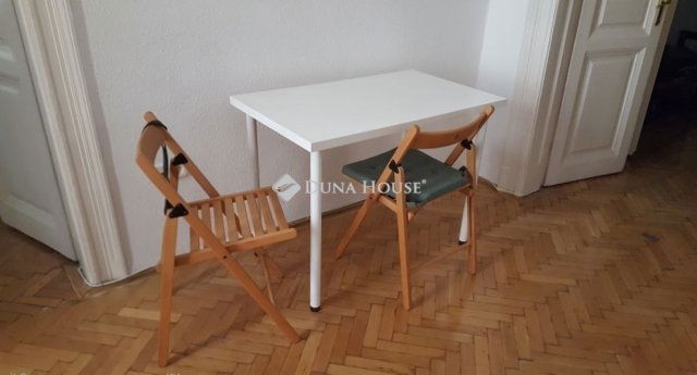 Eladó téglalakás, Budapesten, VII. kerületben 95 M Ft, 2 szobás