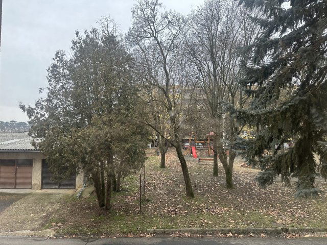 Eladó panellakás, Keszthelyen 44.9 M Ft, 2 szobás