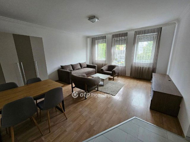 Eladó téglalakás, Nyíregyházán 57 M Ft, 1+2 szobás