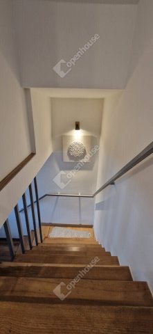 Eladó családi ház, Győrött 100 M Ft, 3 szobás