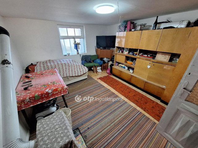 Eladó családi ház, Tiszakécskén 14.9 M Ft, 2 szobás
