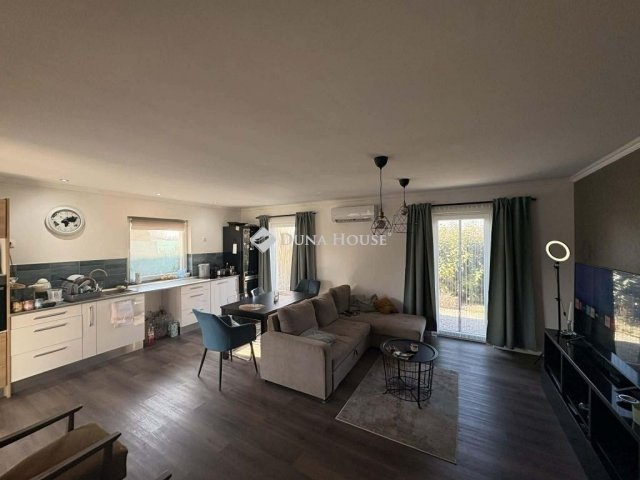 Eladó családi ház, Albertirsán 69.9 M Ft, 3 szobás