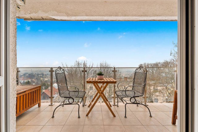 Eladó téglalakás, Budapesten, XII. kerületben, Vöröskő utcában