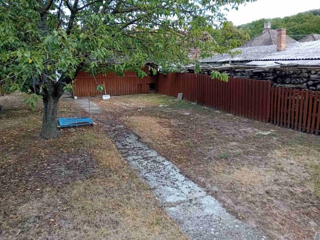 Eladó családi ház, Kötcsén 50 M Ft, 4 szobás