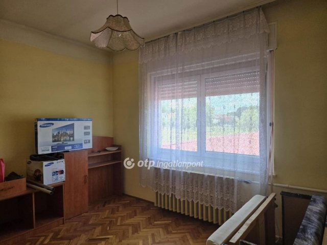 Eladó családi ház, Domoszlón 48 M Ft, 5 szobás