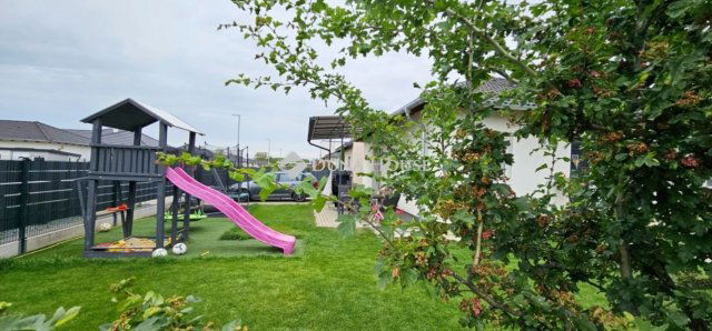 Eladó családi ház, Szombathelyen 84.99 M Ft, 4 szobás