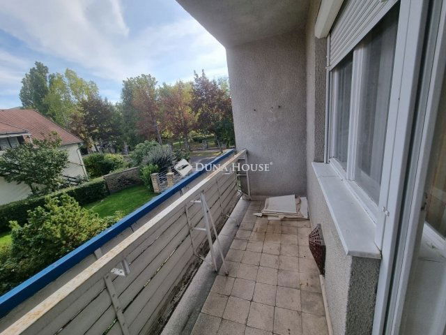 Eladó téglalakás, Veszprémben 54.9 M Ft, 2 szobás