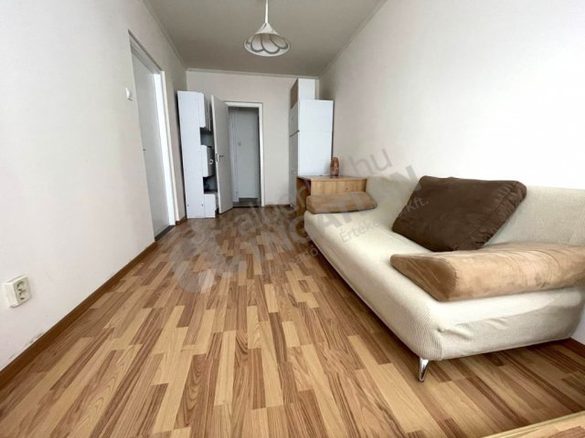 Kiadó panellakás, albérlet, IX. kerületben, Haller utcában