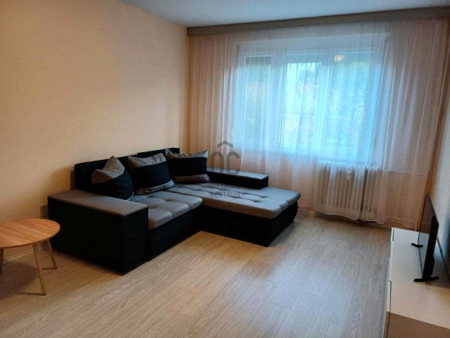 Kiadó panellakás, albérlet, Debrecenben 160 E Ft / hó, 2 szobás