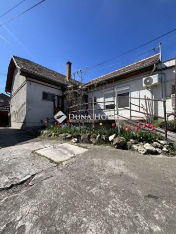 Eladó családi ház, Várpalotán 50.5 M Ft, 3 szobás