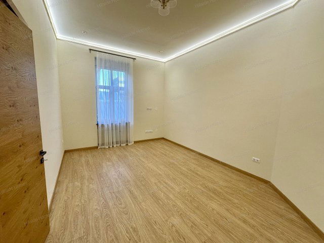 Eladó téglalakás, Budapesten, II. kerületben 188.9 M Ft