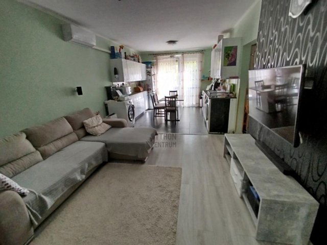 Eladó panellakás, Budapesten, XV. kerületben 75.99 M Ft, 4 szobás