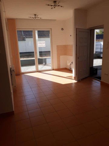 Kiadó iroda, Debrecenben 200 E Ft / hó, 2 szobás