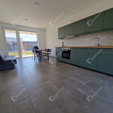 Eladó családi ház, Siófokon 85 M Ft, 3 szobás