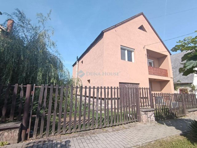 Eladó családi ház, Ácsteszéren 45 M Ft, 4 szobás