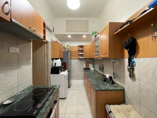 Eladó téglalakás, Budapesten, VII. kerületben, Hernád utcában