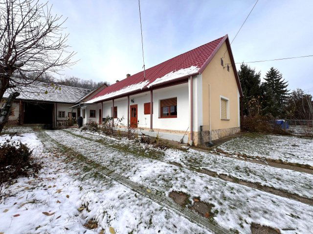 Eladó családi ház, Tevelen 39 M Ft, 3+1 szobás