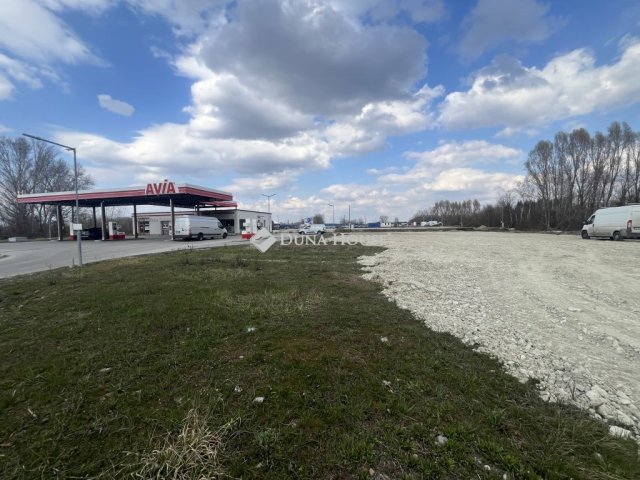 Kiadó telek, Budapesten, X. kerületben 1615 E Ft / hó