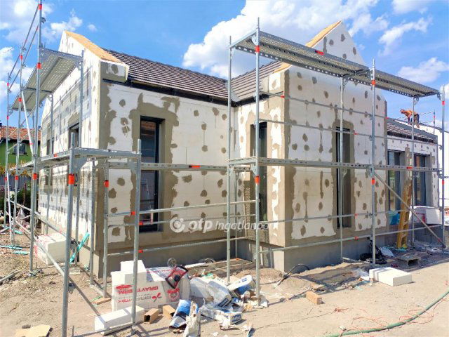 Eladó családi ház, Budapesten, XVIII. kerületben 114.99 M Ft