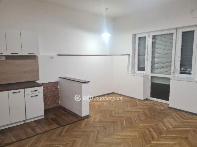 Eladó téglalakás, Budapesten, XIV. kerületben 66.9 M Ft