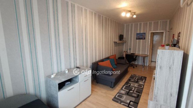 Eladó panellakás, Budapesten, VIII. kerületben 61.999 M Ft