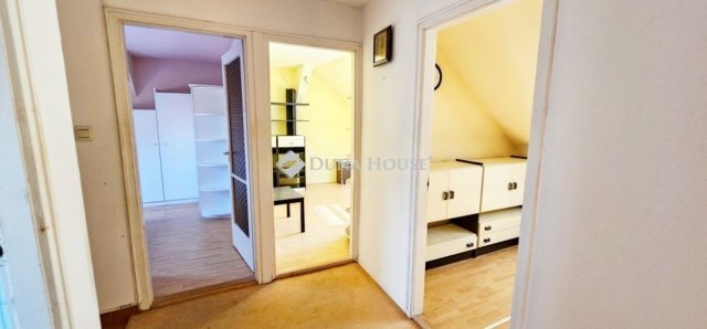 Eladó családi ház, Szombathelyen 68.5 M Ft, 7 szobás