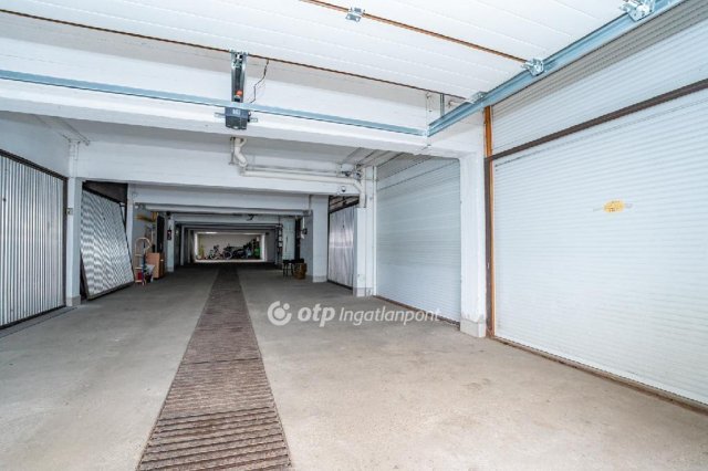 Eladó téglalakás, Budapesten, XI. kerületben 395 M Ft, 4 szobás