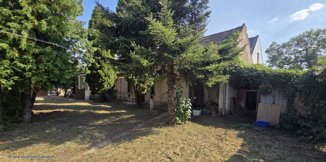 Eladó családi ház, Tatán 36.9 M Ft, 3 szobás