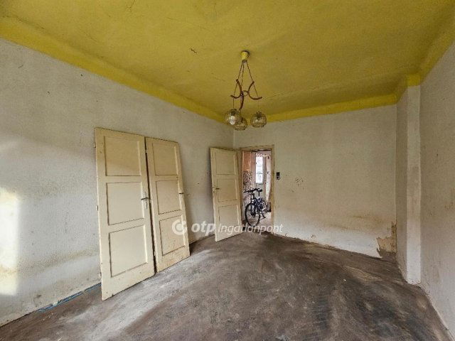 Eladó téglalakás, Budapesten, IX. kerületben 39.9 M Ft