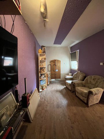 Eladó téglalakás, Pécsett 24.9 M Ft, 3 szobás