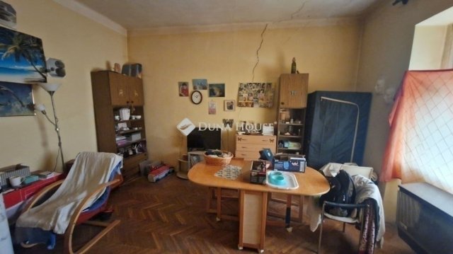 Eladó családi ház, Monoron 51.9 M Ft, 6 szobás