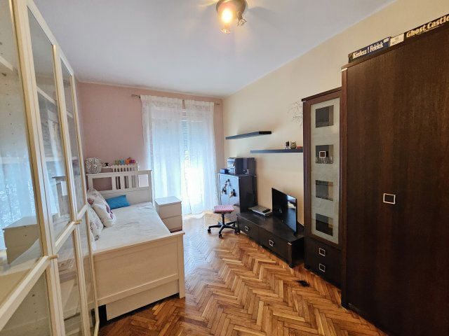 Eladó téglalakás, Dunaújvárosban, Pentelei M. János utcában