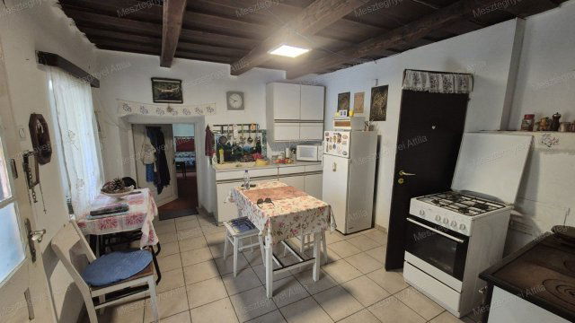 Eladó családi ház, Alsóújlakon 19.9 M Ft, 2 szobás