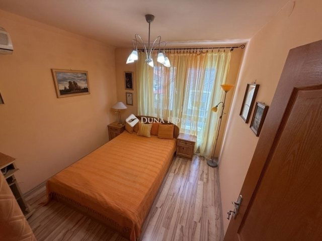 Eladó ikerház, Kecskeméten 79.99 M Ft, 4 szobás