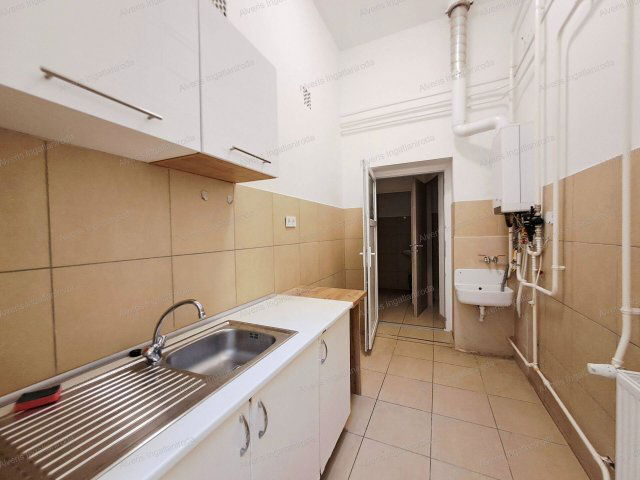 Kiadó üzlethelyiség, Nyíregyházán 599 E Ft / hó