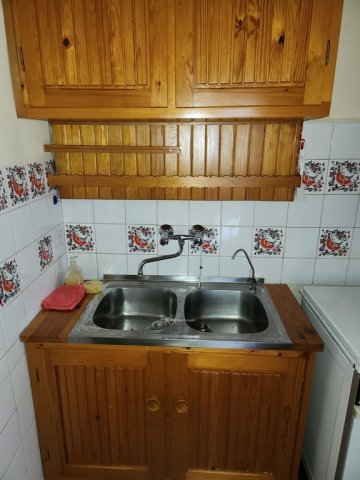 Eladó családi ház, Vecsésen 79.4 M Ft, 2 szobás