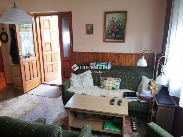 Eladó családi ház, Szigetcsépen 68 M Ft, 5 szobás