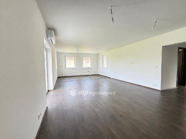 Eladó családi ház, Nagykátán 95 M Ft, 3 szobás