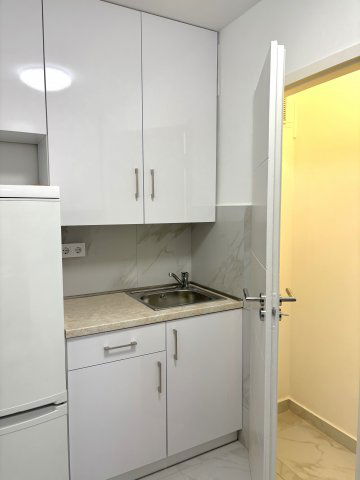 Eladó panellakás, Budapesten, III. kerületben 71.9 M Ft, 2 szobás