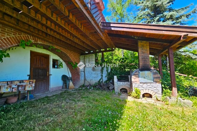 Eladó családi ház, Győrújbaráton 48.9 M Ft, 3 szobás