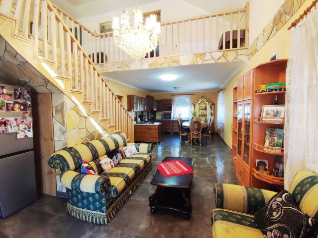 Eladó családi ház, Zsámbokon 59.99 M Ft, 5 szobás