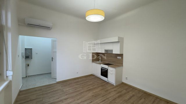 Eladó téglalakás, Budapesten, IX. kerületben 64.9 M Ft, 2 szobás