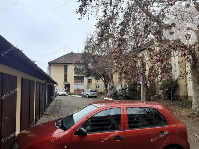 Eladó téglalakás, Kiskunfélegyházán 35.5 M Ft, 2 szobás