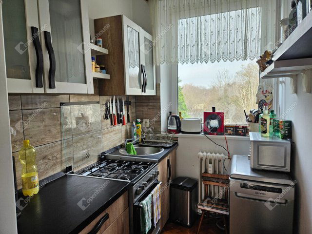 Eladó téglalakás, Mosonmagyaróváron 68.5 M Ft, 2 szobás